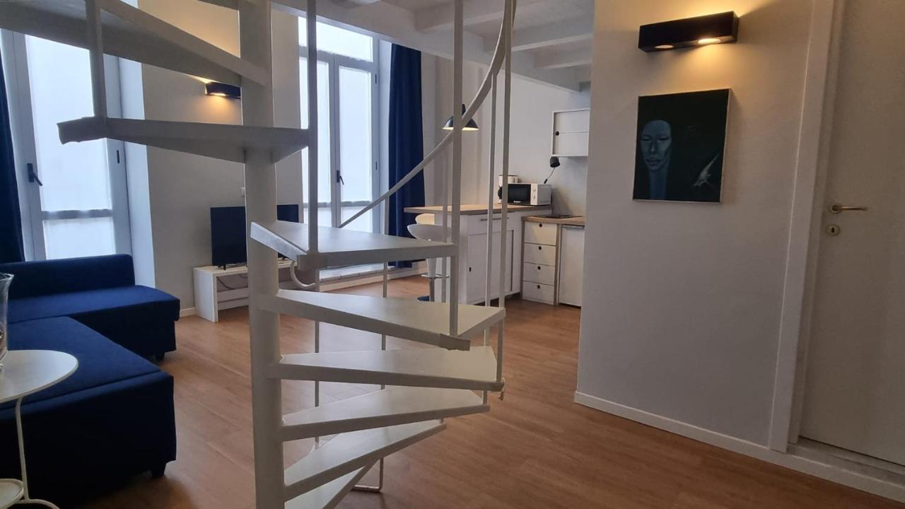 Vicool Apartments - Centro Storico Napoli Екстериор снимка