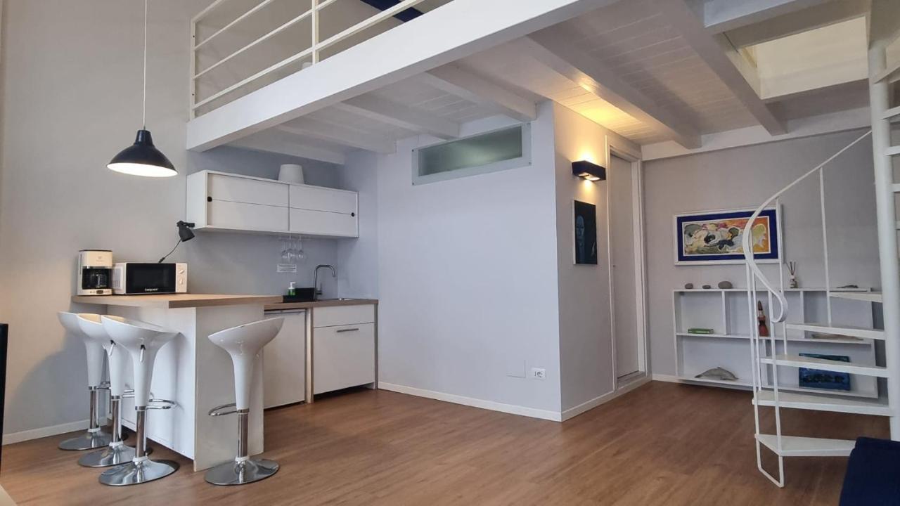 Vicool Apartments - Centro Storico Napoli Екстериор снимка