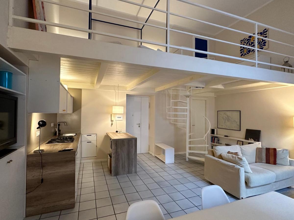 Vicool Apartments - Centro Storico Napoli Екстериор снимка
